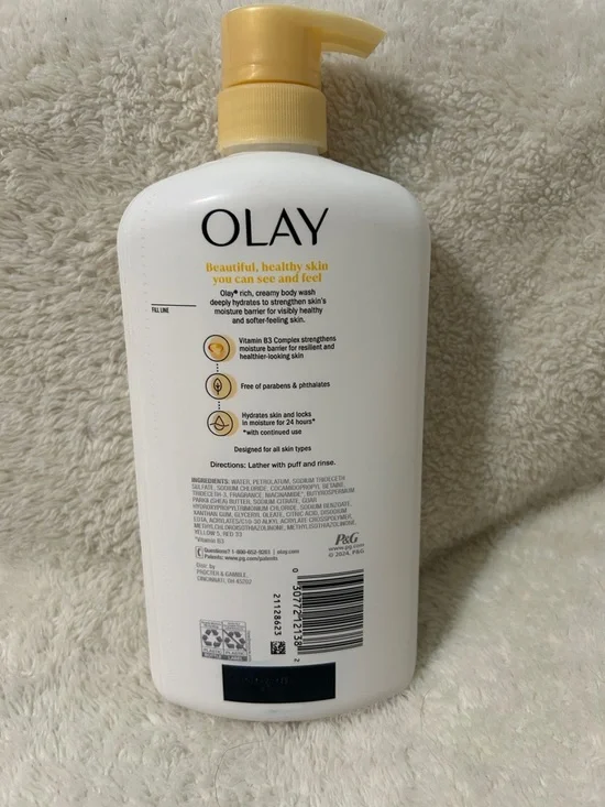 OLAY Ultra Moisture Shea Butter Body Wash - White & Yellow - Picture 2 of 2